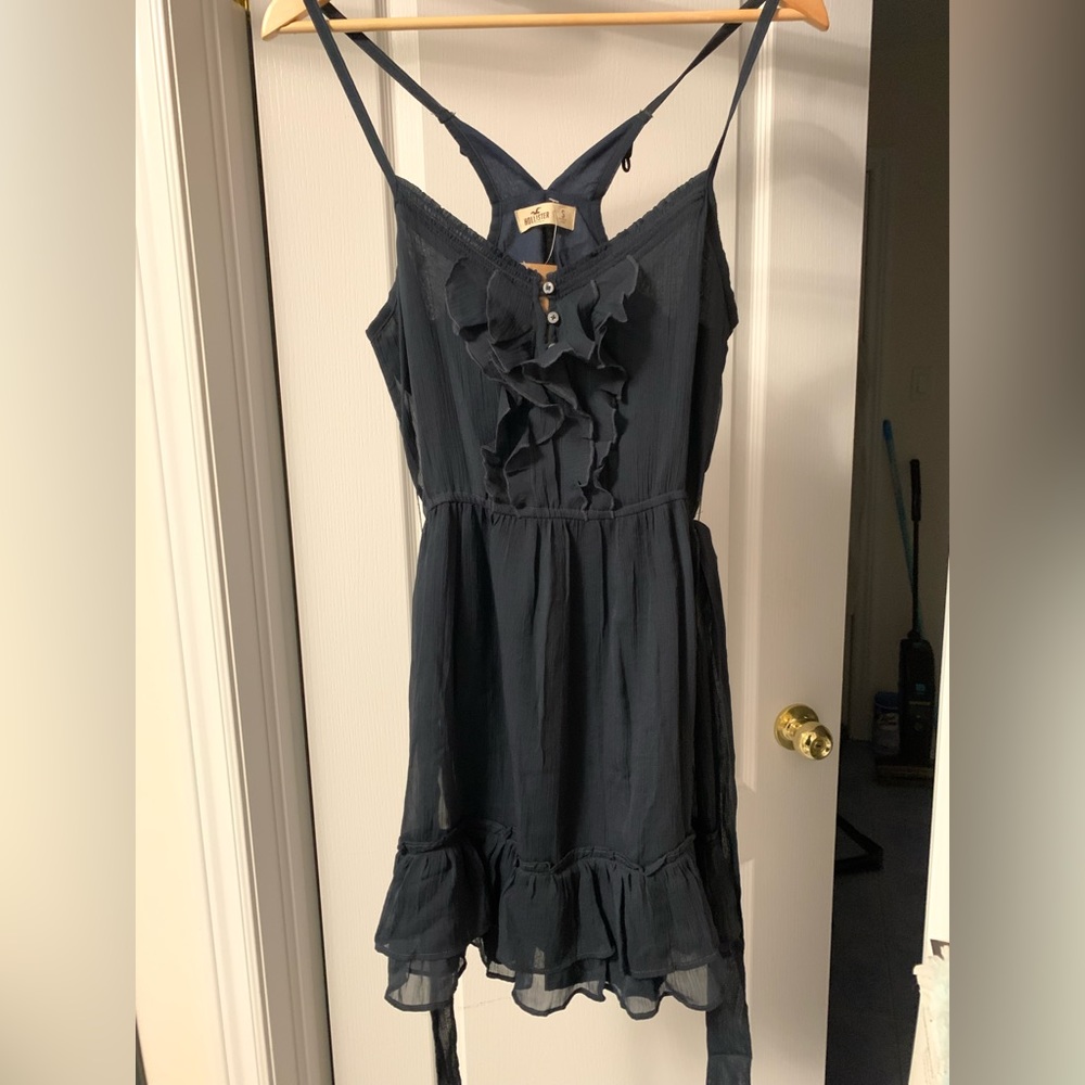 Hollister Women's Top in Navy - Size Small